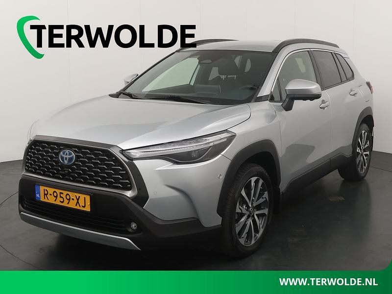 Grijs Occasion 2022 Toyota Corolla Cross Edition SUV | € 33.840 (Eerlijke prijs) - Afbeelding 1/4
