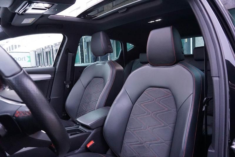 Occasion Seat Leon Business 2025 Zwart Hatchback