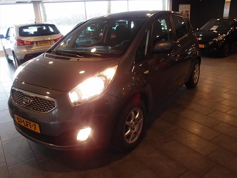 Occasion Kia Venga Comfort 2010 Grijs Hatchback