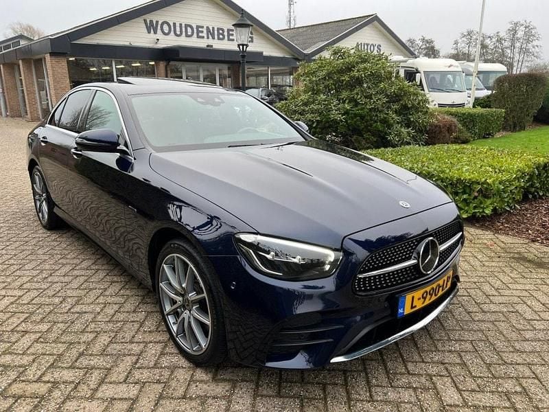 Blauw Gebruikt 2020 Mercedes E300 AMG Sedan | € 43.450 (Eerlijke prijs) - Afbeelding 1/4