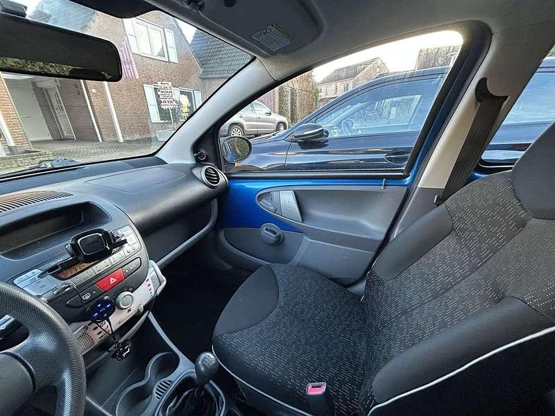 Occasion Peugeot 107 68 PK (50 kW) 2011 Blauw Hatchback