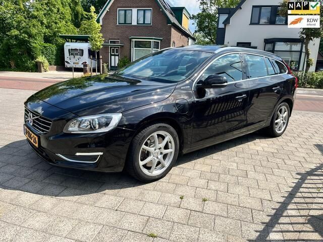 Zwart Gebruikt 2014 Volvo V60 Summum Stationwagen | € 6.999 (Iets duurder) - Afbeelding 1/4