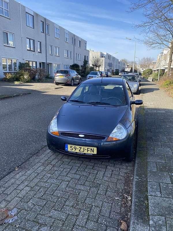 Zwart Occasion 2008 Ford Ka Collection Hatchback | € 1.500 (Eerlijke prijs) - Afbeelding 1/4
