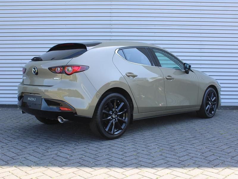 Nieuw Mazda 3 Homura-Line 2025 Bruin Hatchback
