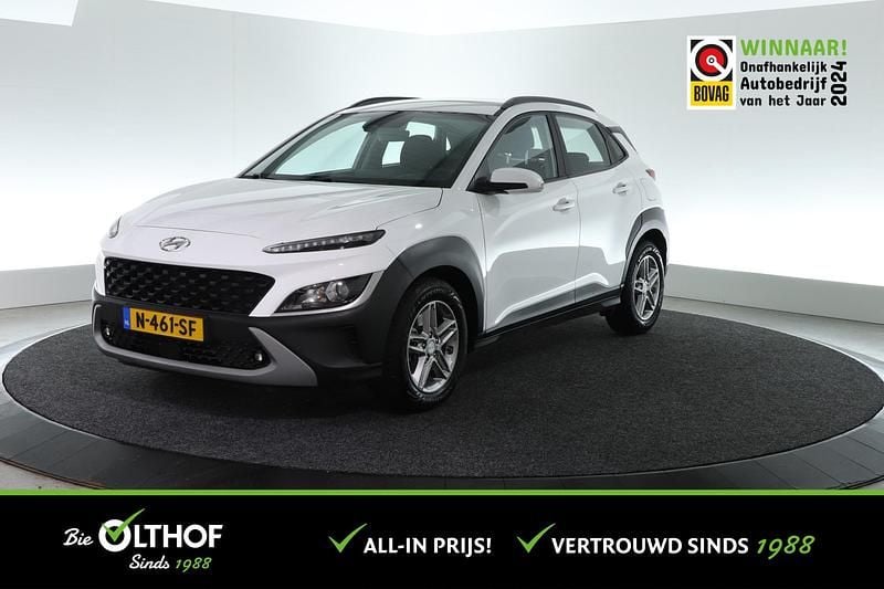 Wit (metallic) Occasion 2022 Hyundai Kona Comfort SUV | € 20.500 (Super prijs) - Afbeelding 1/4