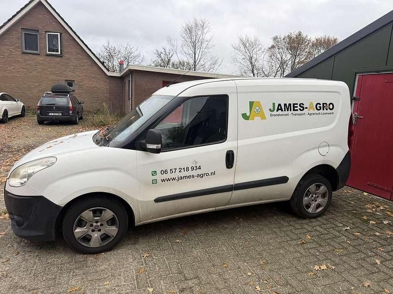 Gebruikt 2013 Fiat Doblò MPV | € 3.500 (Eerlijke prijs) - Afbeelding 1/4