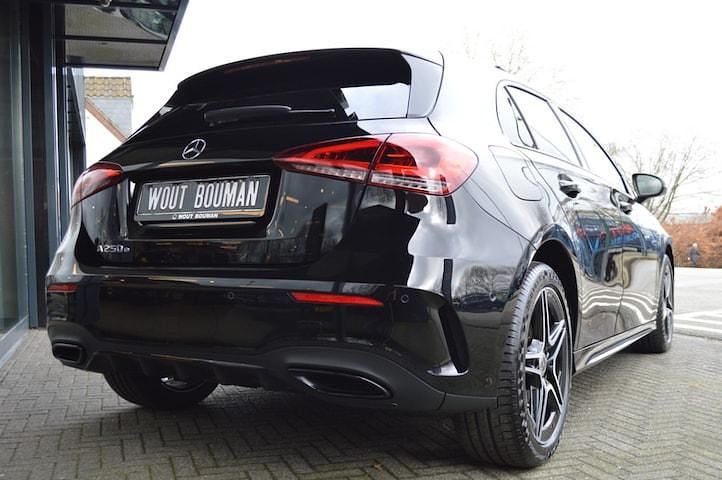 Occasion Mercedes A250 AMG 218 PK (160 kW) 2020 Zwart Hatchback
