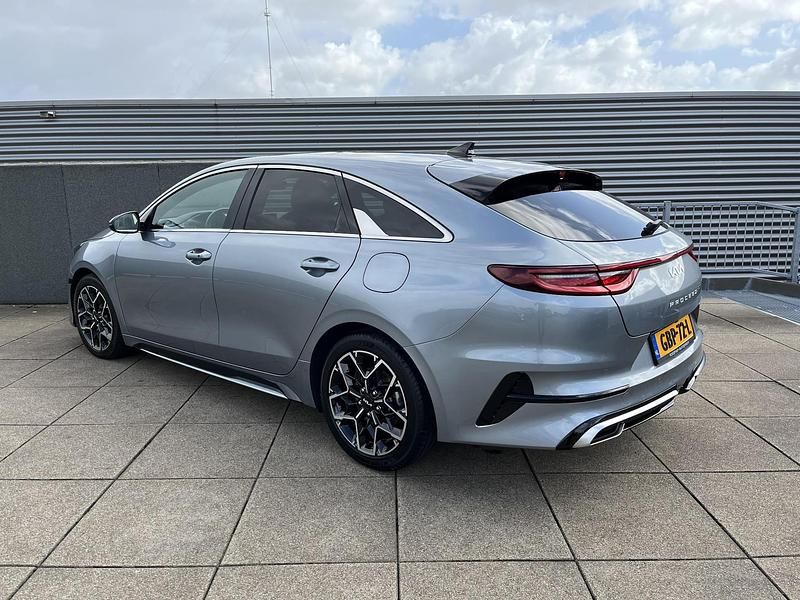 Occasion Kia ProCeed GT-Line 140 PK (102 kW) 2024 Grijs Hatchback