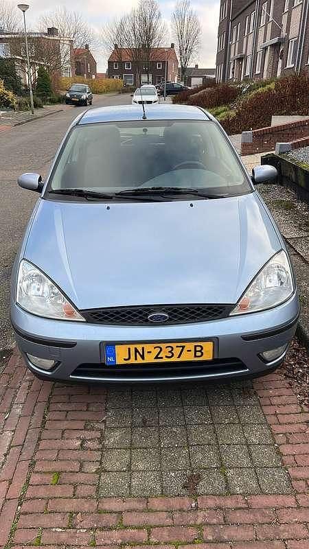 Occasion Ford Focus Trend 101 PK (74 kW) 2003 Blauw Hatchback