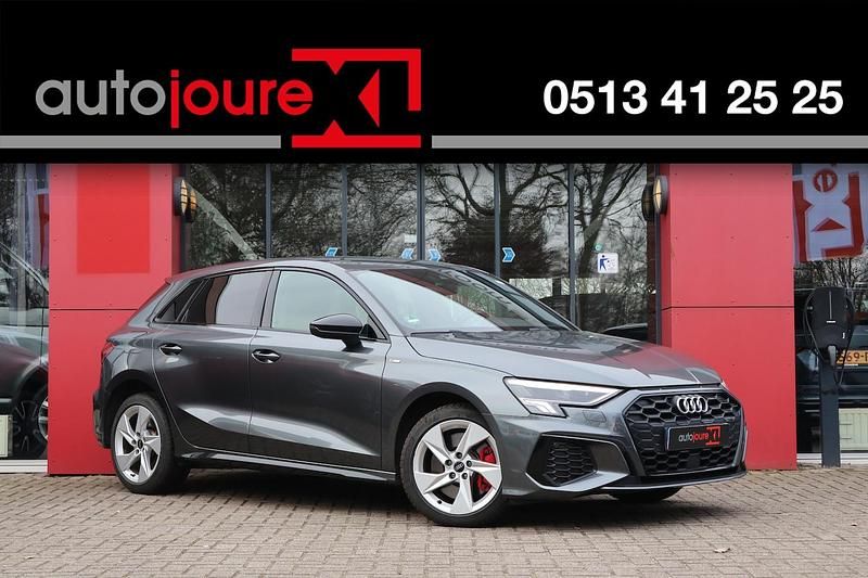 Occasion Audi A3 Sportback e-tron Competition 2022 Grijs Hatchback