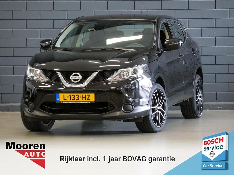 Zwart Gebruikt 2017 Nissan Qashqai Visia SUV | € 13.950 (Eerlijke prijs) - Afbeelding 1/4