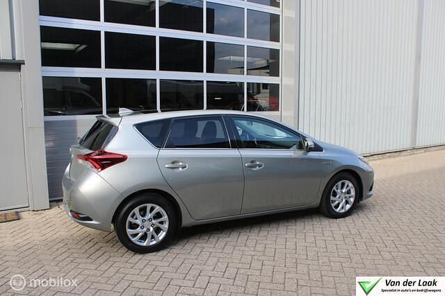 Occasion Toyota Auris Trend 136 PK (100 kW) 2017 Grijs Hatchback