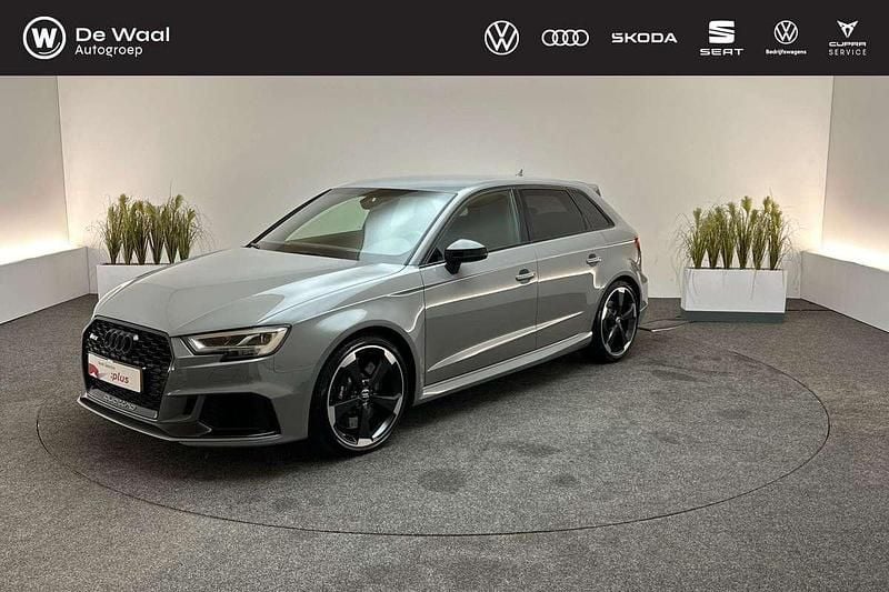 Grijs Gebruikt 2018 Audi RS3 Sportback Design Hatchback | € 48.895 (Super prijs) - Afbeelding 1/3