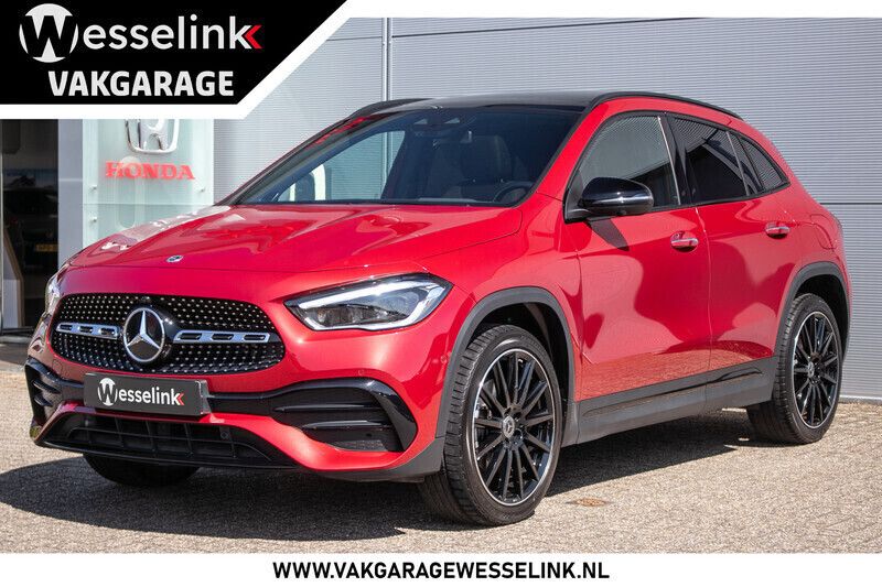 Rood Gebruikt 2022 Mercedes GLA250 AMG line SUV | € 42.950 (Iets duurder) - Afbeelding 1/4
