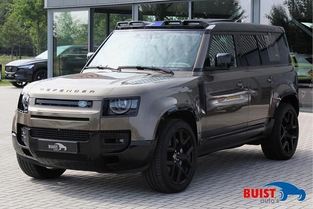 Bruin Gebruikt 2021 Land Rover Defender First Edition SUV | € 93.750 (Duur) - Afbeelding 1/4