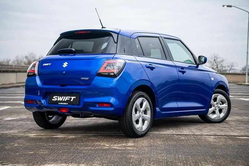 Occasion Suzuki Swift 2026 Blauw Hatchback