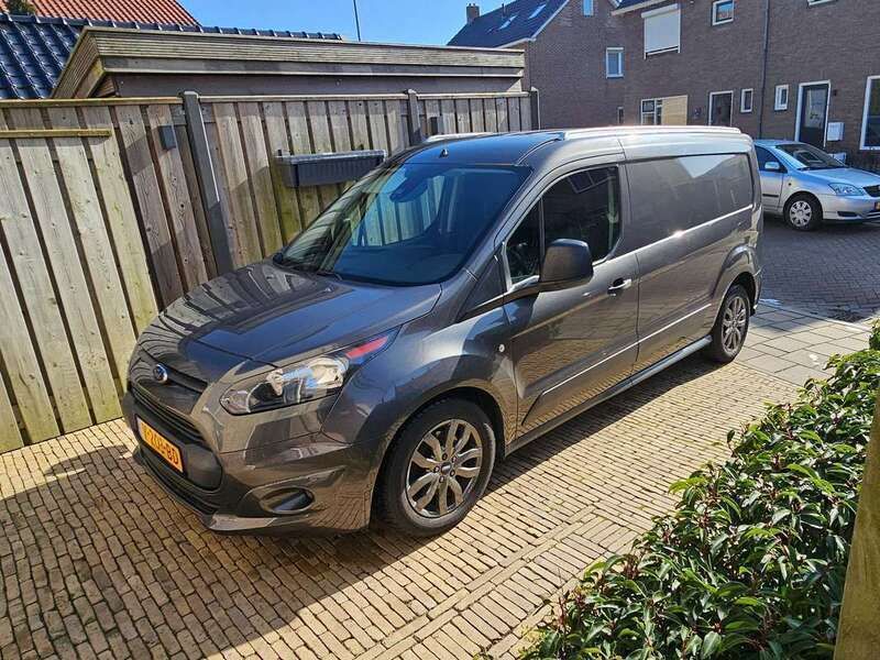Grijs Gebruikt 2016 Ford Transit Trend Van | € 10.250 (Goede deal) - Afbeelding 1/4