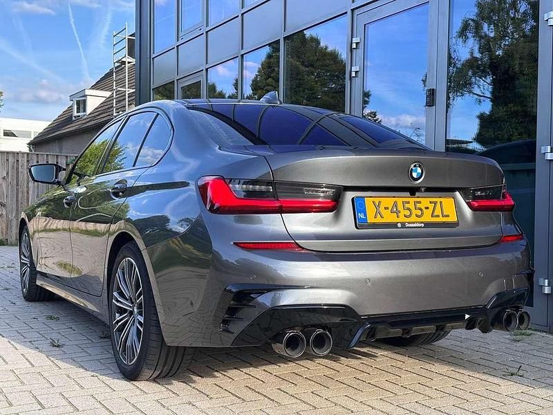 Occasion BMW 320 Executive 184 PK (135 kW) 2019 Grijs Sedan