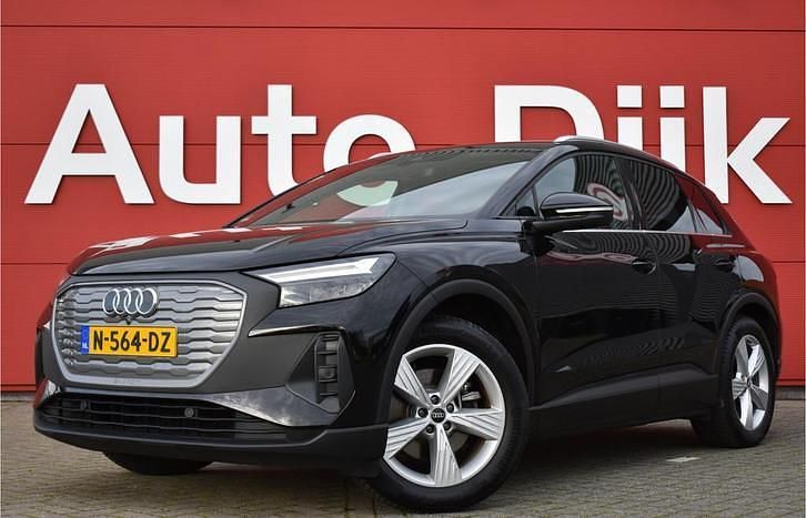 Zwart Gebruikt 2021 Audi Q4 e-tron Design SUV | € 24.450 (Eerlijke prijs) - Afbeelding 1/4