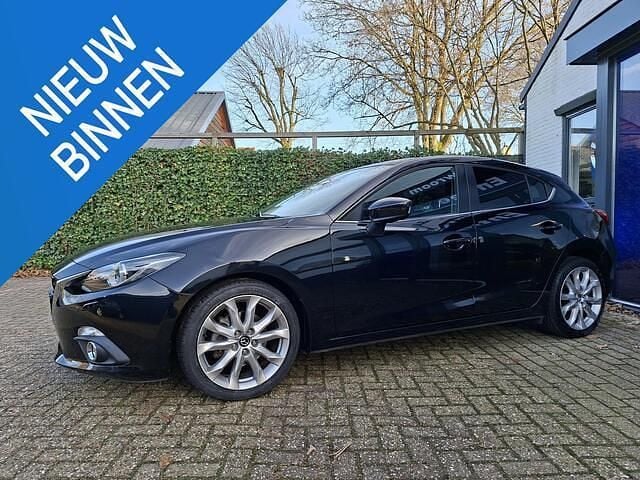 Zwart Gebruikt 2014 Mazda 3 Hatchback | € 11.150 (Eerlijke prijs) - Afbeelding 1/4