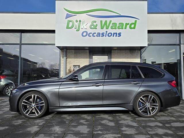 Occasion BMW 318 M Sport 136 PK (100 kW) 2019 Grijs Stationwagen
