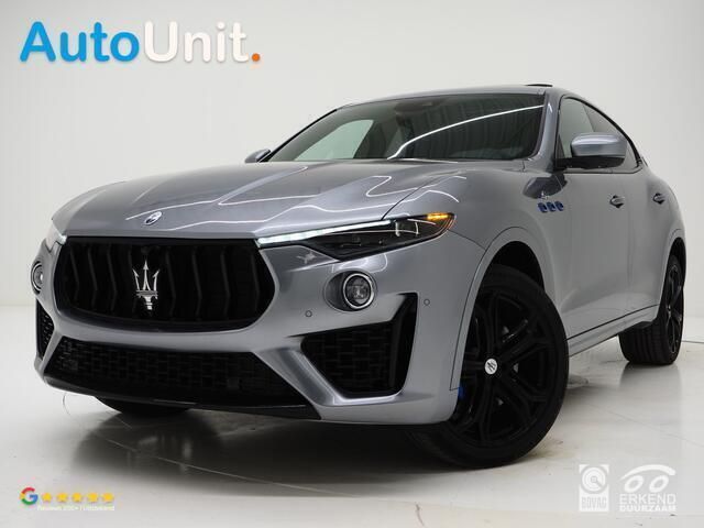 Zilver Gebruikt 2021 Maserati Levante GT SUV | € 79.940 (Iets duurder) - Afbeelding 1/4