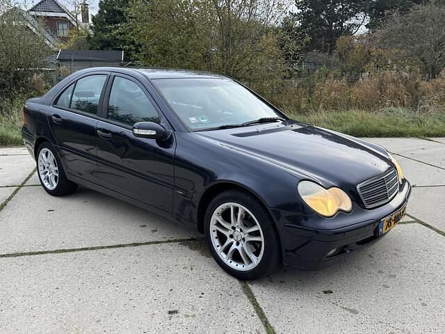 Occasion Mercedes C180 143 PK (105 kW) 2004 Blauw (metallic) Sedan