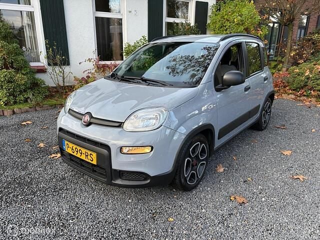 Grijs Gebruikt 2022 Fiat Panda City Life Hatchback | € 11.950 (Eerlijke prijs) - Afbeelding 1/4