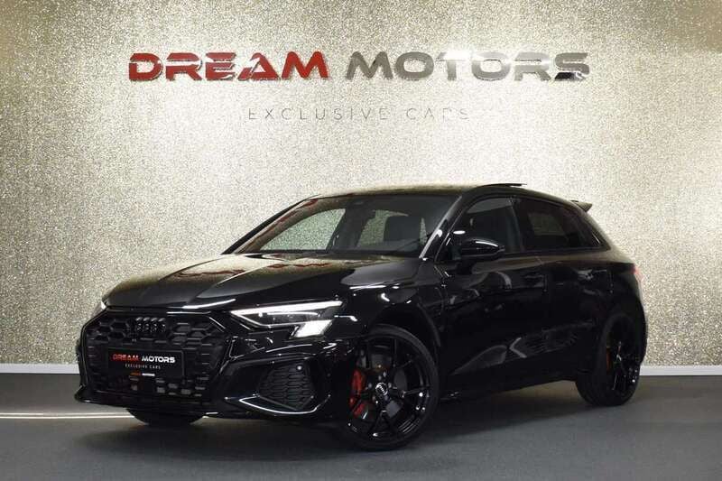 Zwart, metallic lak Gebruikt 2022 Audi A3 Sportback e-tron Competition Sedan | € 35.950 (Eerlijke prijs) - Afbeelding 1/3