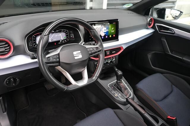 Occasion Seat Ibiza FR 110 PK (80 kW) 2022 Zwart (metallic) Hatchback