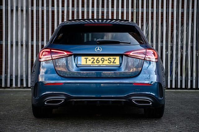 Occasion Mercedes A180 Premium Plus 116 PK (85 kW) 2019 Blauw Hatchback