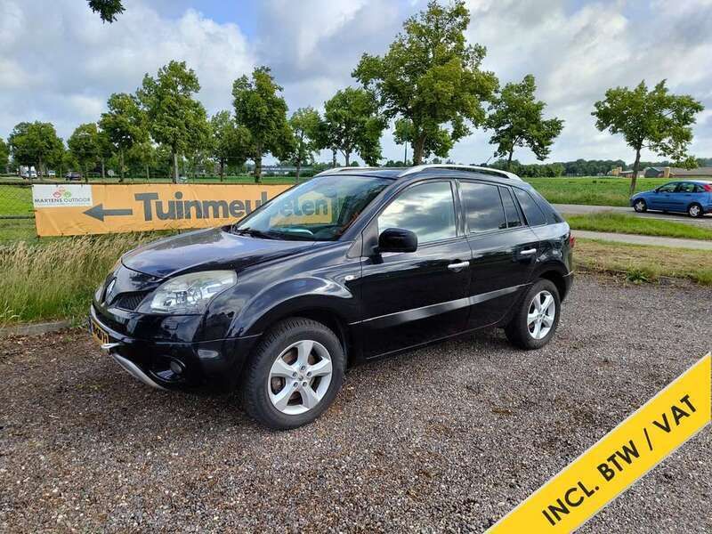 Zwart, metallic lak Gebruikt 2008 Renault Koleos Dynamique SUV | € 1.940 - Afbeelding 1/4
