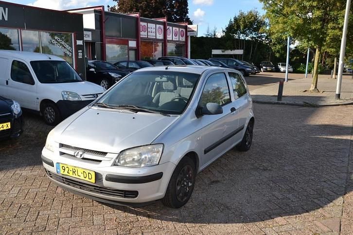 Grijs Occasion 2005 Hyundai Getz Active Hatchback | € 995 (Eerlijke prijs) - Afbeelding 1/4