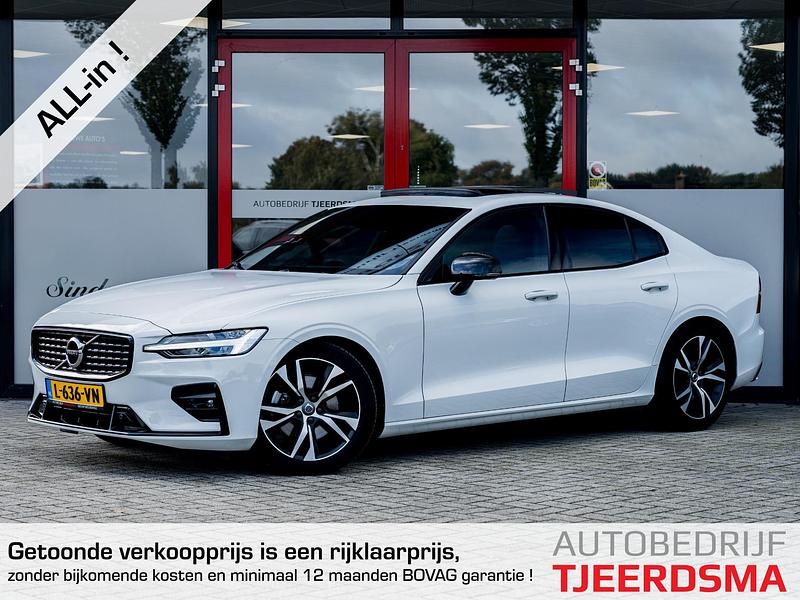 Wit Gebruikt 2021 Volvo S60 R-Design Sedan | € 31.950 (Iets duurder) - Afbeelding 1/4