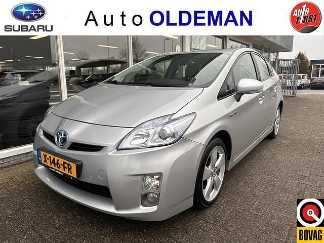 Grijs (metallic) Occasion 2011 Toyota Prius Business Edition Hatchback | € 9.999 (Eerlijke prijs) - Afbeelding 1/4