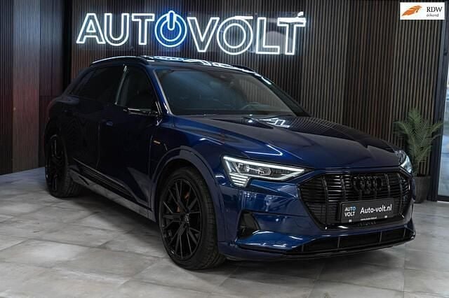 Blauw Gebruikt 2020 Audi e-tron Business SUV | € 44.995 - Afbeelding 1/4