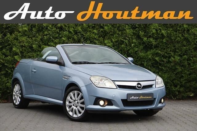 Blauw, metallic lak Gebruikt 2005 Opel Tigra Cosmo Cabriolet | € 2.950 (Eerlijke prijs) - Afbeelding 1/4
