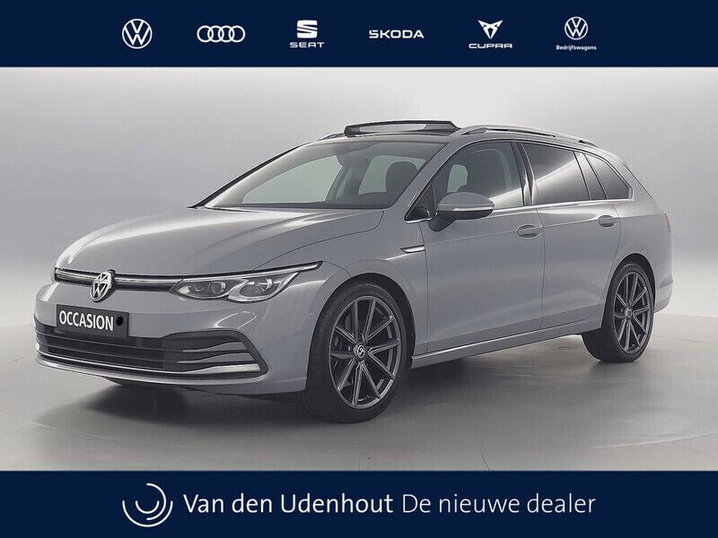 Grijs Gebruikt 2021 VW Golf VIII Style Stationwagen | € 28.740 (Iets duurder) - Afbeelding 1/4