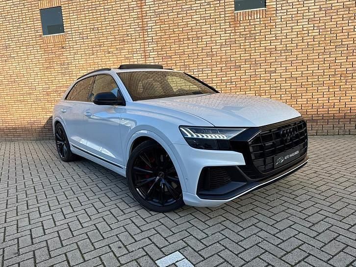 Gebruikt 2023 Audi Q8 e-tron Competition SUV | € 85.750 (Iets duurder) - Afbeelding 1/4
