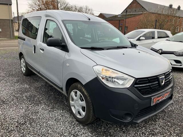 Occasion Dacia Dokker 102 PK (75 kW) 2018 Grijs MPV