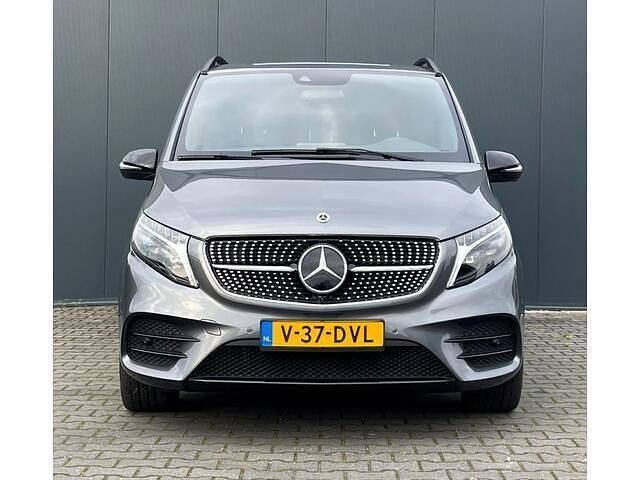 Occasion Mercedes V250 AMG 190 PK (139 kW) 2023 Grijs MPV