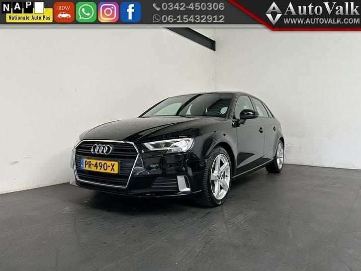 Zwart Gebruikt 2017 Audi A3 Sport Hatchback | € 13.949 (Goede deal) - Afbeelding 1/4