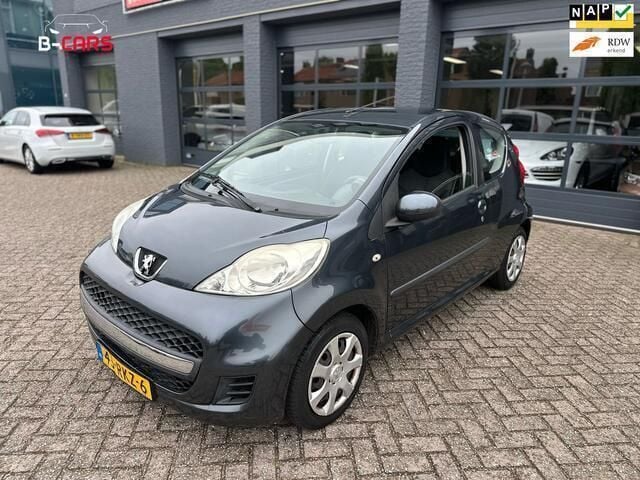 Grijs Gebruikt 2009 Peugeot 107 Hatchback | € 2.999 (Eerlijke prijs) - Afbeelding 1/4