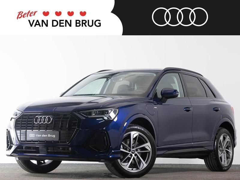 Blauw Gebruikt 2024 Audi Q3 S-Line SUV | € 48.895 (Eerlijke prijs) - Afbeelding 1/4