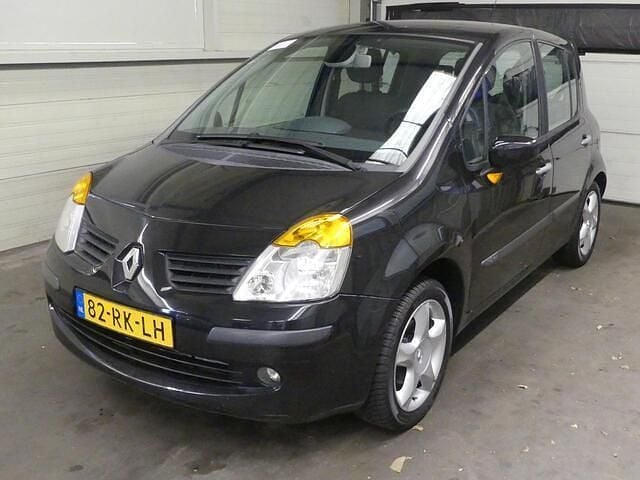 Zwart Gebruikt 2005 Renault Modus Luxe MPV | € 1.945 (Eerlijke prijs) - Afbeelding 1/4