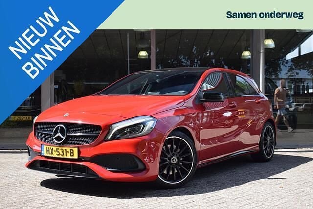 Rood Gebruikt 2016 Mercedes A250 Ambition Hatchback | € 20.995 (Eerlijke prijs) - Afbeelding 1/3