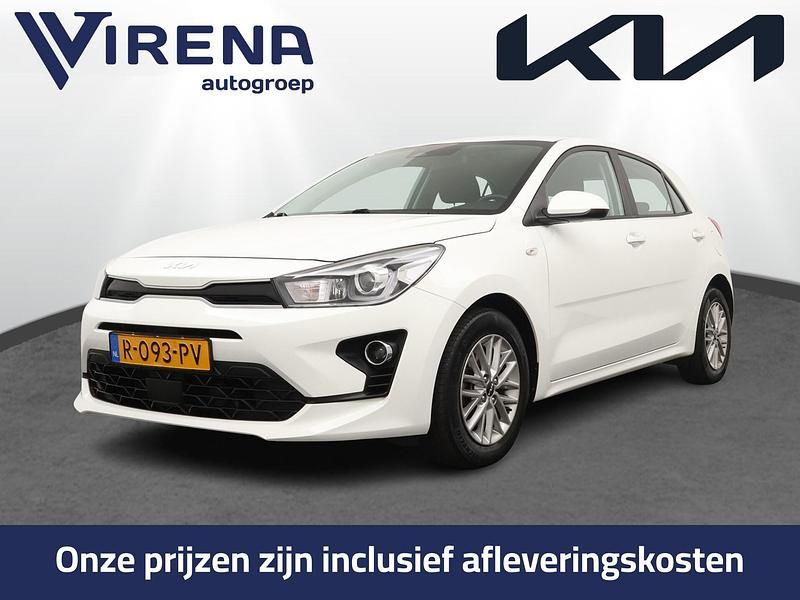 Wit Gebruikt 2022 Kia Rio Hatchback | € 17.950 (Eerlijke prijs) - Afbeelding 1/3