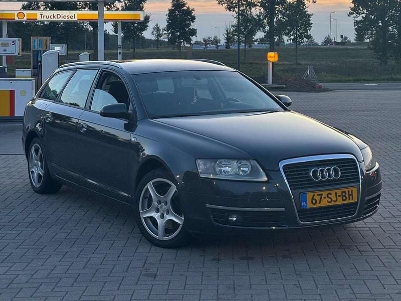 Occasion Audi A6 Business 170 PK (125 kW) 2006 Grijs Stationwagen