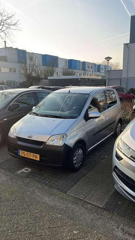 Zilver Occasion 2006 Daihatsu Cuore Hatchback | € 800 (Super prijs) - Afbeelding 1/4