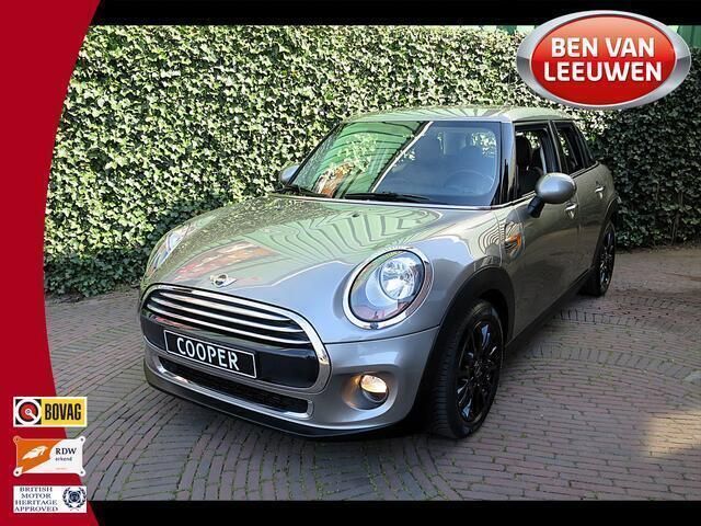 Grijs Gebruikt 2016 Mini Cooper Salt Hatchback | € 16.750 (Goede deal) - Afbeelding 1/4